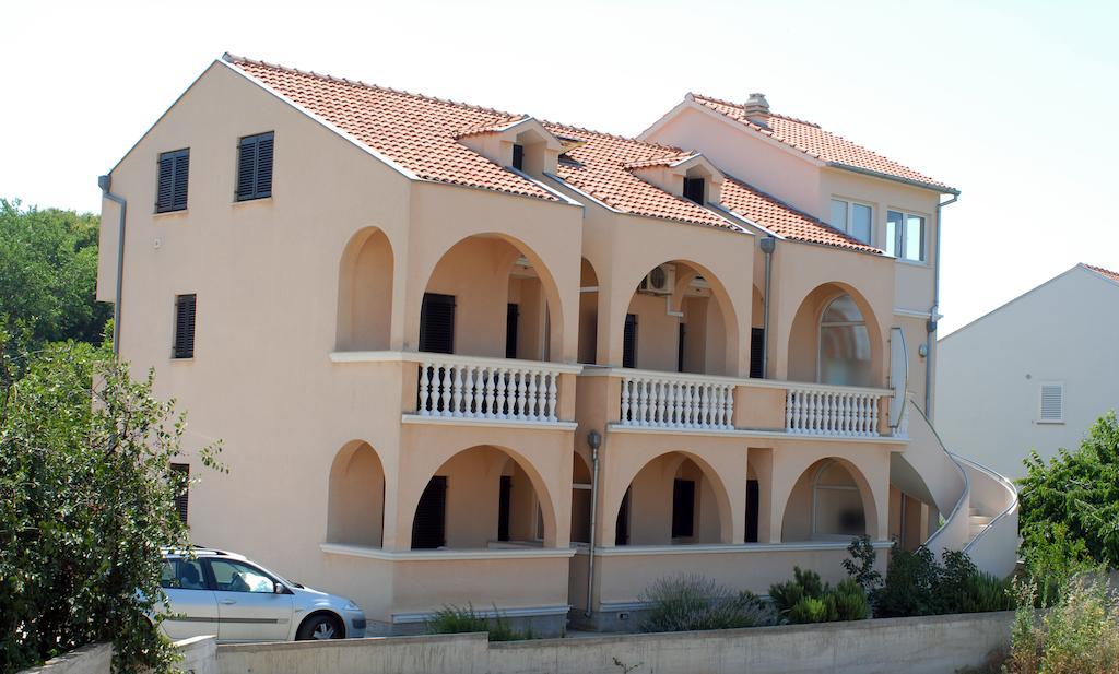 Apartments Mediterranean Sundance Vodice Exterior foto